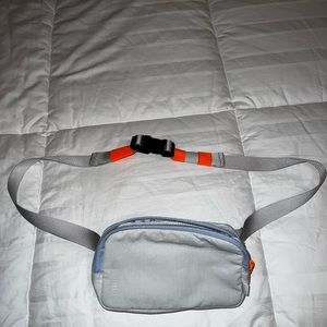 Lululemon mini belt bag